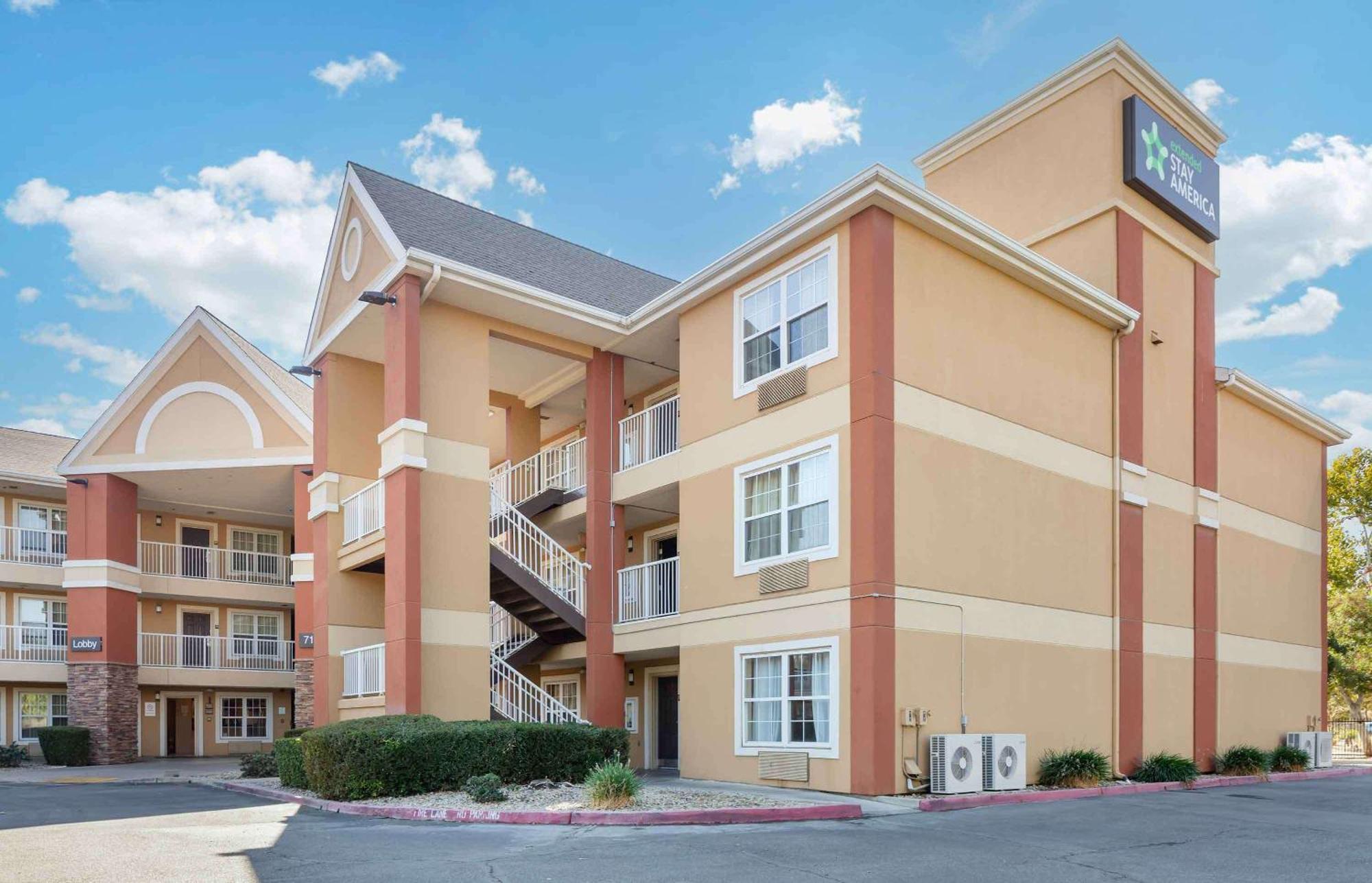 Extended Stay America Suites - Fresno - North Екстер'єр фото